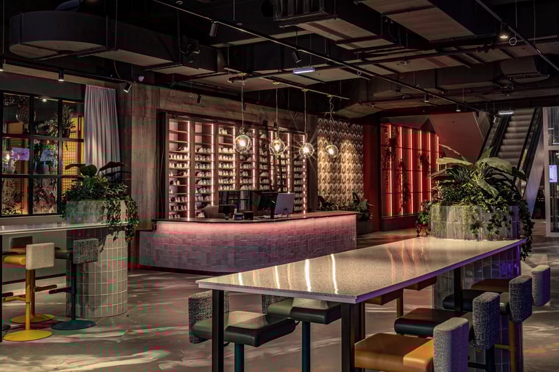 restaurant